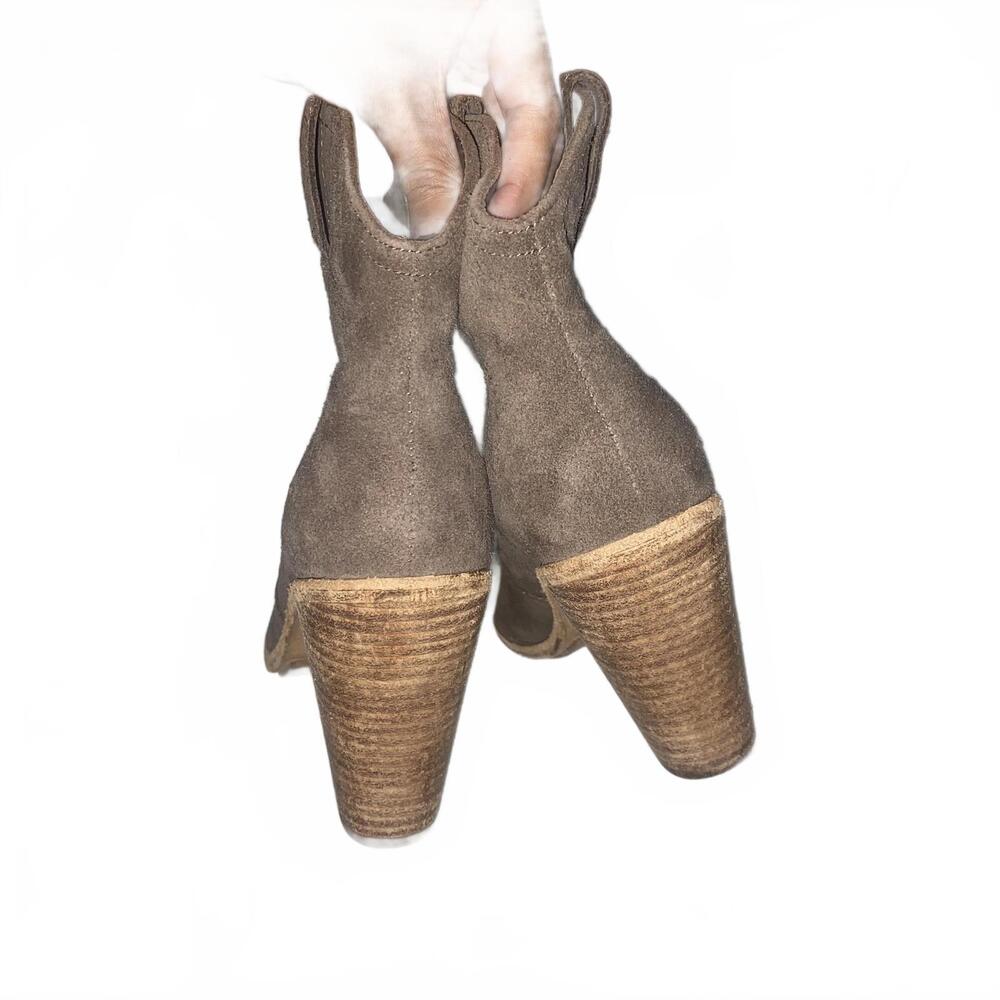 Joie Suede Ankle Boots Brown Size 6.5 High Heel Western Chic Missing 1 Heel Cap - Picture 2 of 6